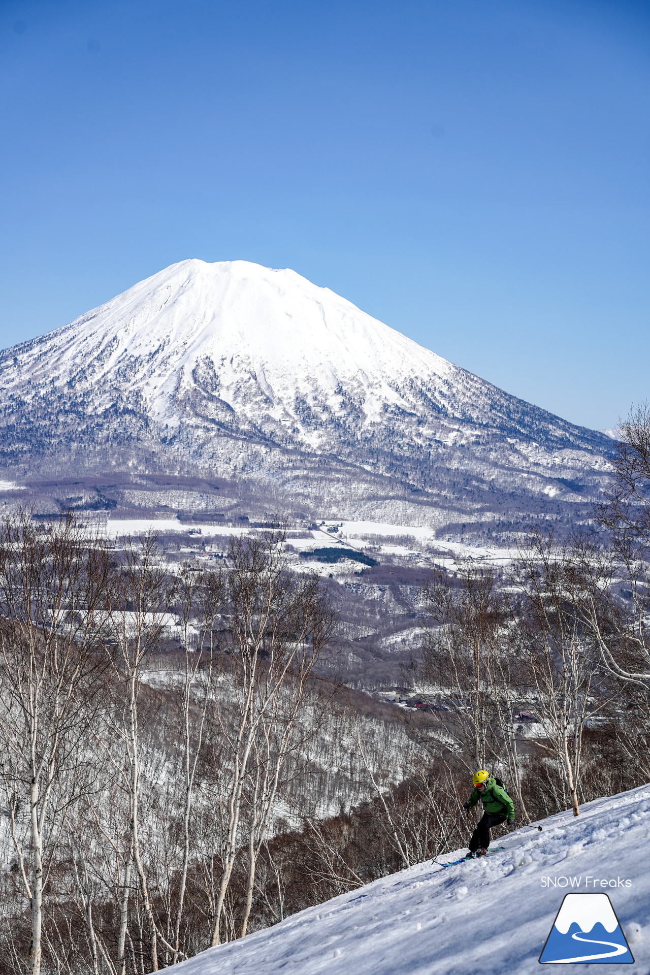 ニセコグラン・ヒラフ DYNASTAR SKI TEST RIDE DAYS Photo Session!!最高の天気に恵まれたニセコに、最高の仲間たちが集まりました☆